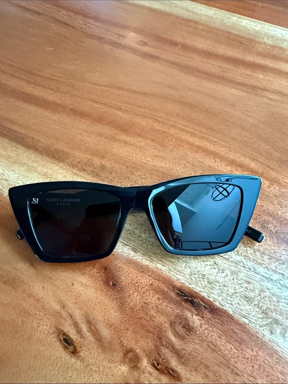 Saint Laurent Black Cat-Eye Sunglasses SL276